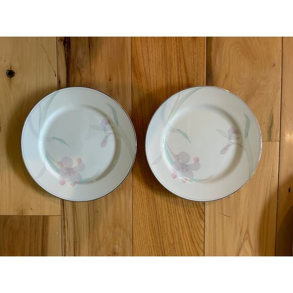 Mikasa Fine China June Garden Place Setting Dinner, Salad Plates & Cups - Picture 8 of 16